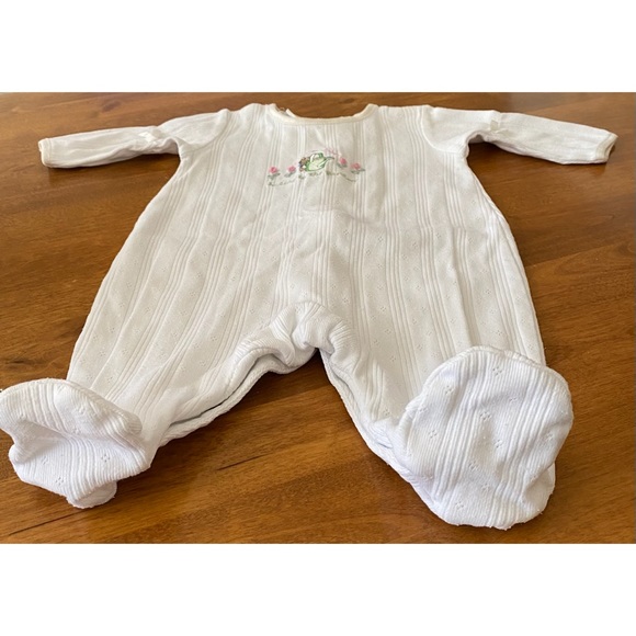 Peter Rabbit White Bodysuit - Picture 5 of 11